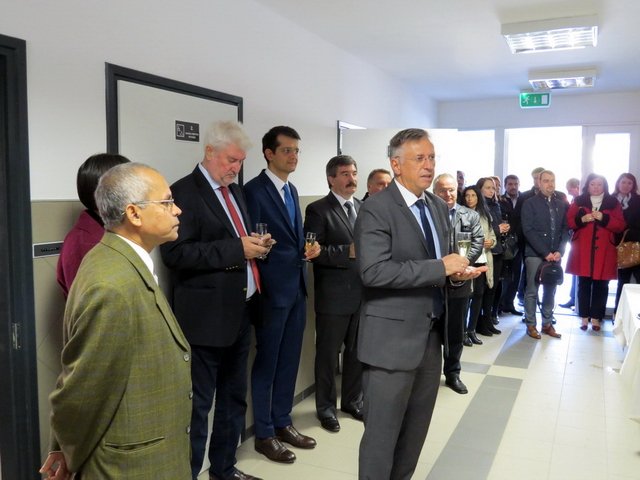 Átadták a felújított felnőtt háziorvosi rendelőt 47